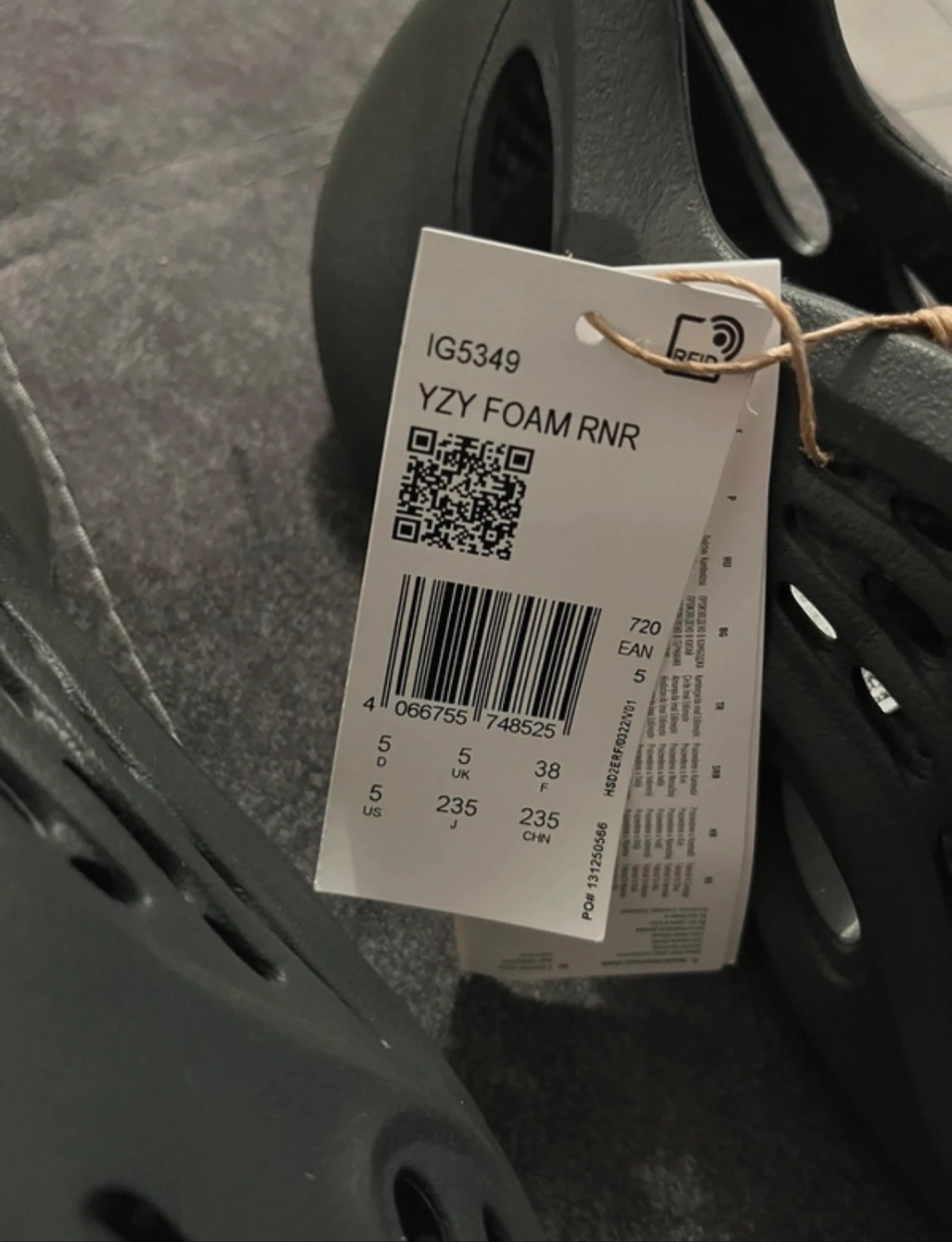 Yeezy schuim zwart – photo 3